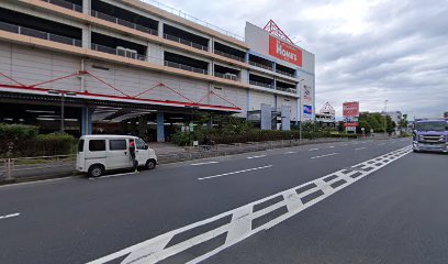 プラスワン 川崎大師店