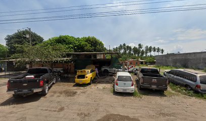 Taller mecánico " EL HUARICHO " - Taller de reparación de automóviles en El Naranjito, Guerrero, México