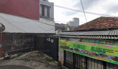 Takoyaki Street dan Rokupang nona Julid