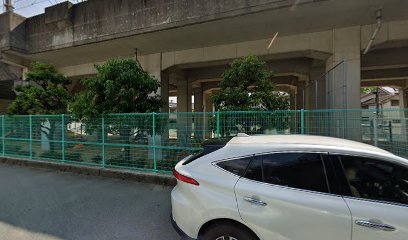 オリックスカーシェア 阪急池田駅高架下