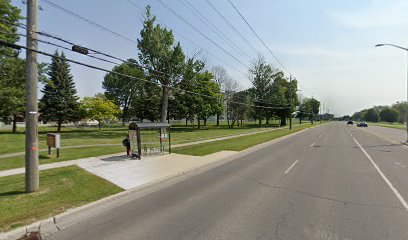 Country Club Drive (north side of King)