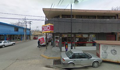 Oxxo. Plaza (plx)