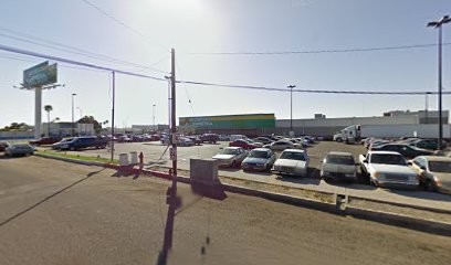 Estacionamiento de Bodega Aurrera