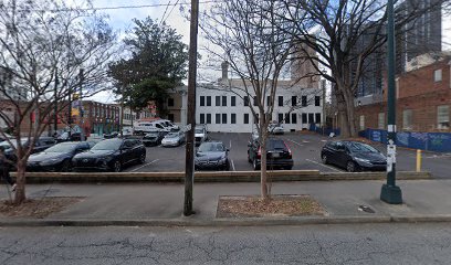 142 Auburn Ave Parking