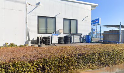 トヨタ au取扱店 ネッツトヨタ神奈川ウエインズ愛川桜台店