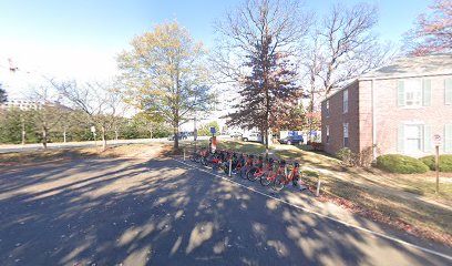 Capital Bikeshare: N Quincy St & Glebe Rd