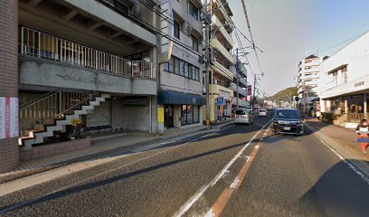 マッシヴソー・ヘアーズ