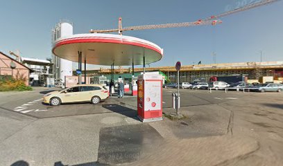 Ruedi Rüssel Tankstelle
