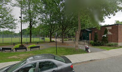 Parc Oscar-Peterson play fountains