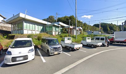 山添村役場駐車場