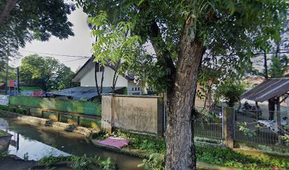 Pangkas Rambut Mahkota