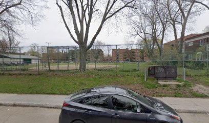Parc William-Hurst baseball field