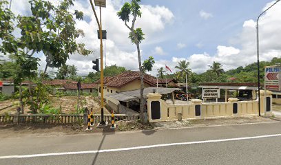 Kantor Polsek Punung