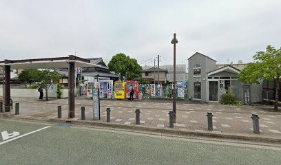 島本駅前駐輪場