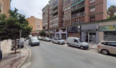 AQUILES CLINICA en Málaga