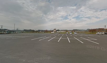 鷹来の森運動公園 駐車場