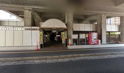 鳥取市役所 鳥取駅高架下自転車駐車場