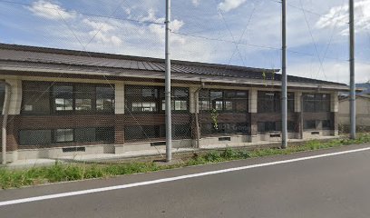 賀来小中学校武道場