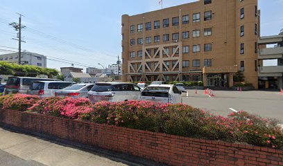 愛知県西警察駐車場