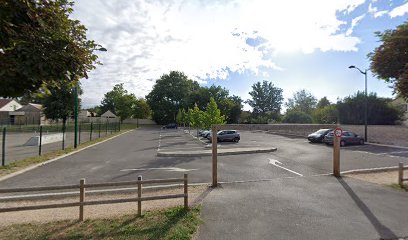 Parking central de Bourron-Marlotte