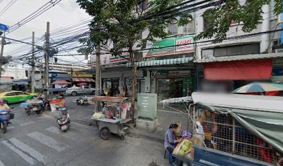 7-Eleven สาขา ปากซอยสาธุประดิษฐ์ 49 (15920)