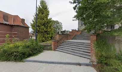 Spiere (Espierres) Churchyard