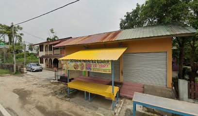 Pembekal Telor Ayam, Kampung Salor