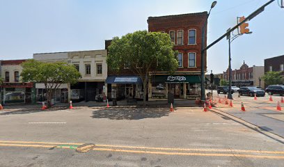 Oxford + Lee Men's and Women's Boutique