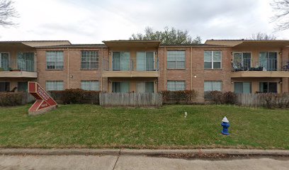 Westwood Triangle Apartments