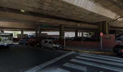 Madero 328 Parking