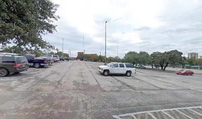 1001-1099 Maverick St Parking