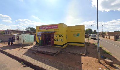 Totos Cafe