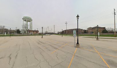 Bartlett,IL Metra Station Parking Lot