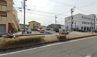 三好センタービル店舗駐車場