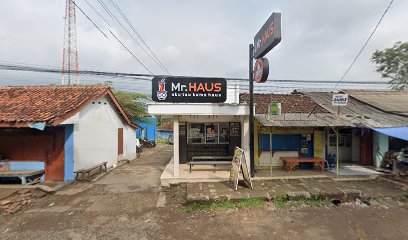 Deha Chicken & Burger dan Mr. Haus Cidahu