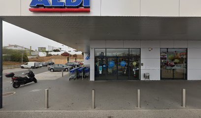 Parque de estacionamento, Aldi