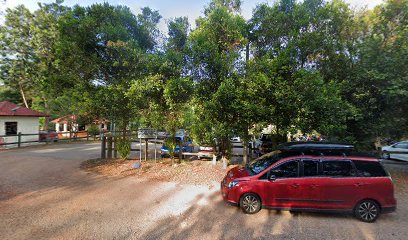 Parking Hutan Rekreasi Sungai Udang