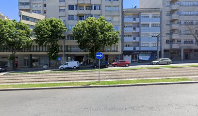 sociedade de construções a machado e filhos