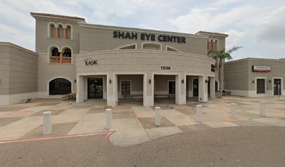 Shah Eye Center: Diaz Carlos E MD