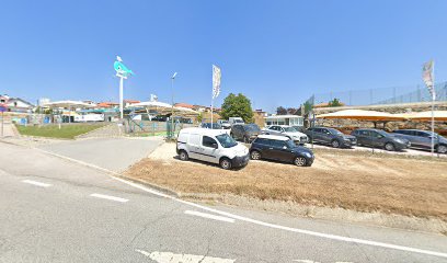 Pereira e Sequeira, Comércio de Automóveis (Stand)