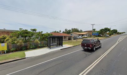 Boat Harbour Drive at Queens Road