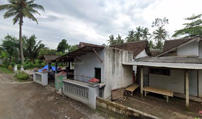 Tukang pijit tradisional