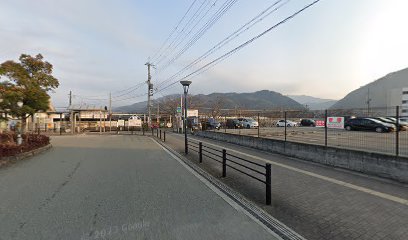 サイクルスペース馬堀駅前24時間駐輪場