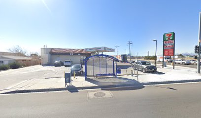 Benjamin Kang - Pet Food Store in Hesperia California