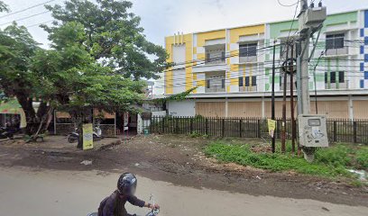 Nasi kuning malunra mobil