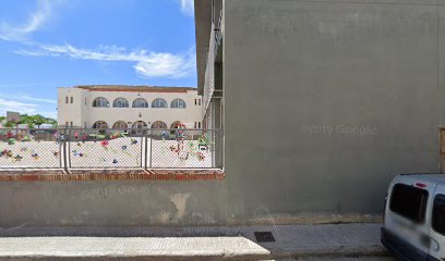 Escola Pública Francesc Arenes en Golmés