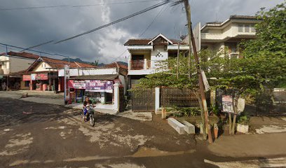 Simpang 4 Balai Desa Cimanggu