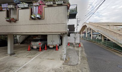 日本駐車場（３台）