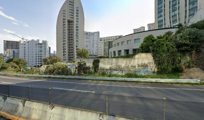 Amazon Hub Counter - U-Storage Paseo Interlomas