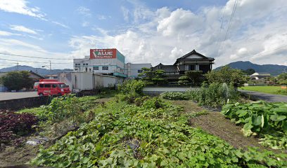 上岡精肉店